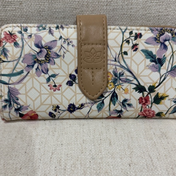 Handbags - Floral Women's Wallet with Tan Accent